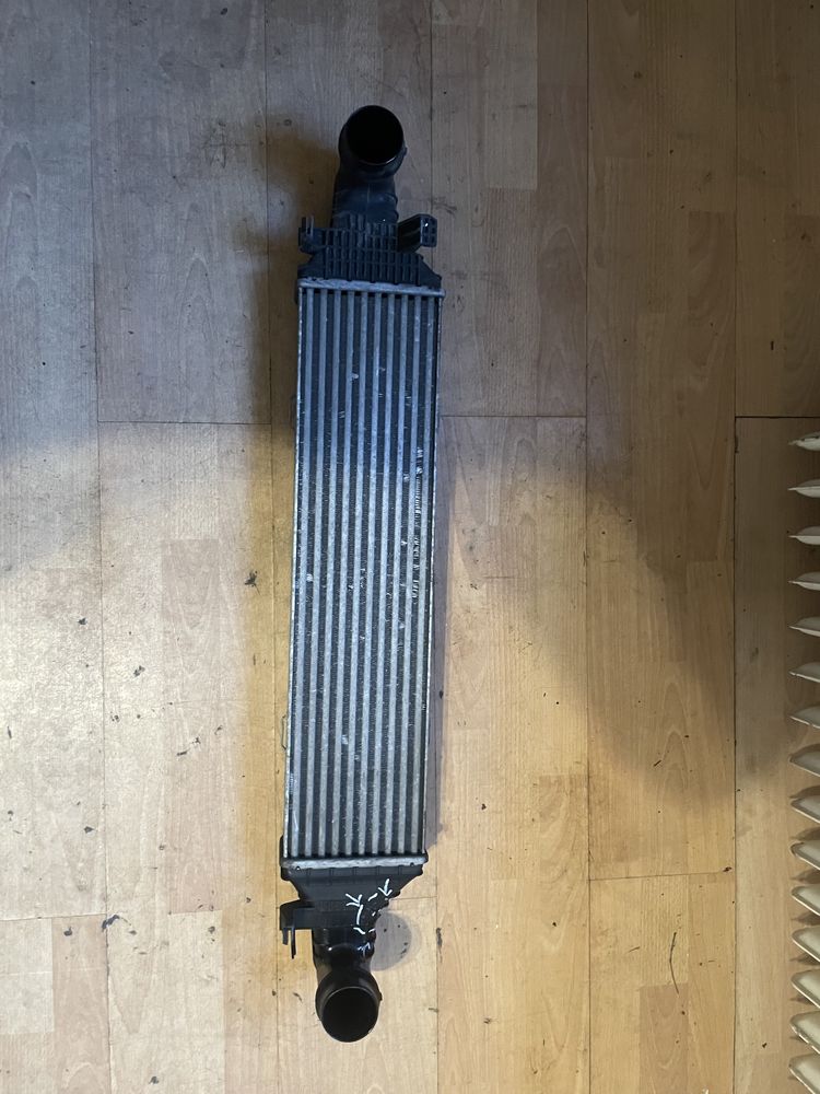 Intercooler w218 w212 350cdi cls e klasa