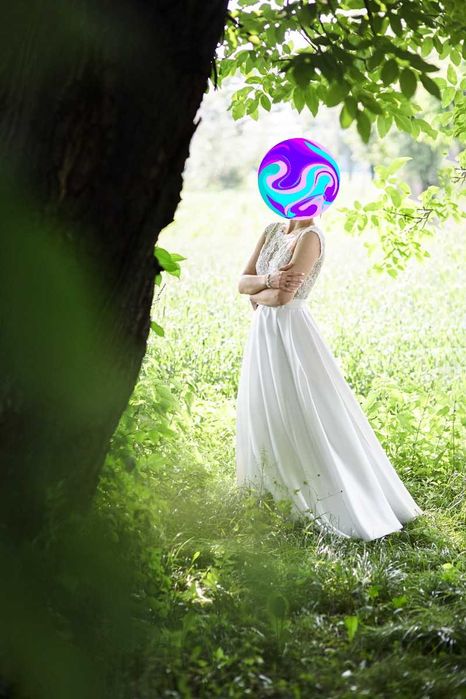 Suknia slubna w kroju litery A