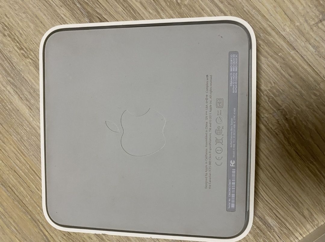 Продам/обміняю роутер Apple AirPort Extreme 802.11n (5-те покоління)