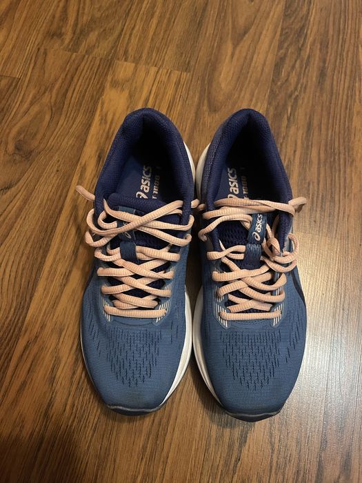 Кросівки Asics GT-1000