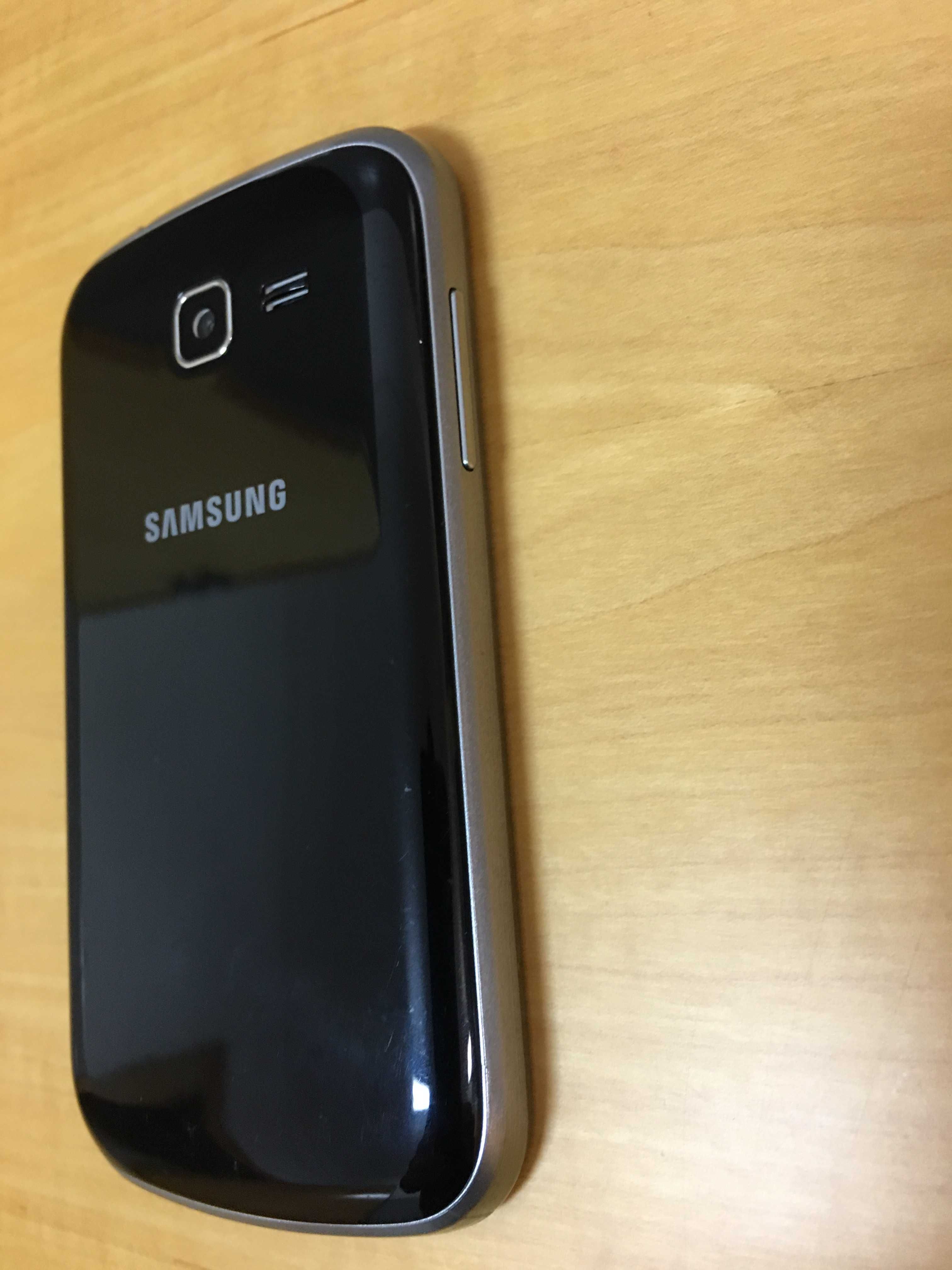 Telemóvel Samsung Galaxy Fresh GT-S7390 para peças (portes incluídos)