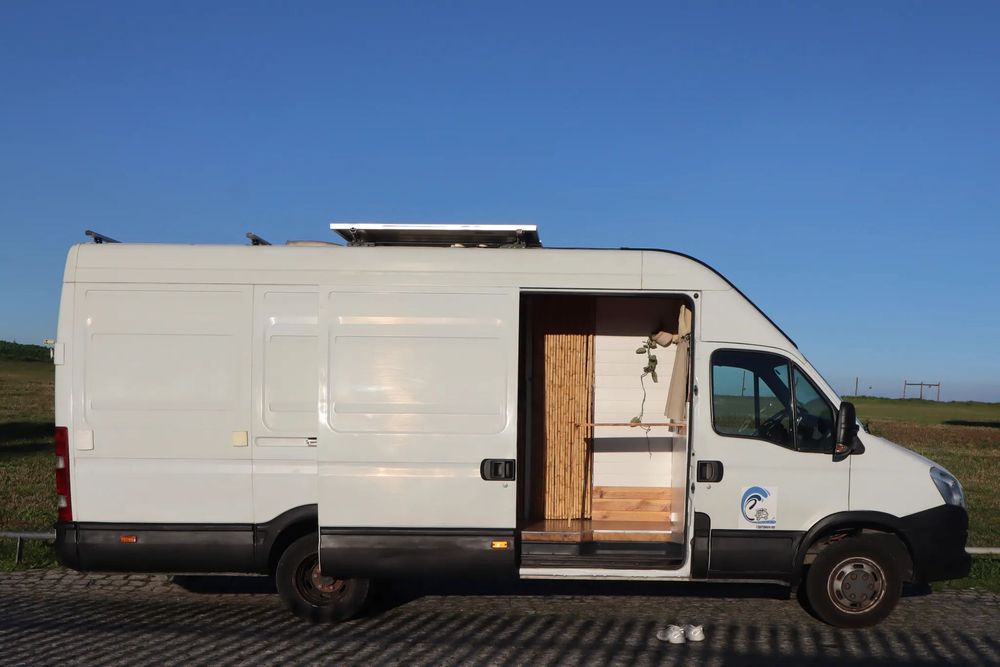 Iveco Daily mais alta e comprida