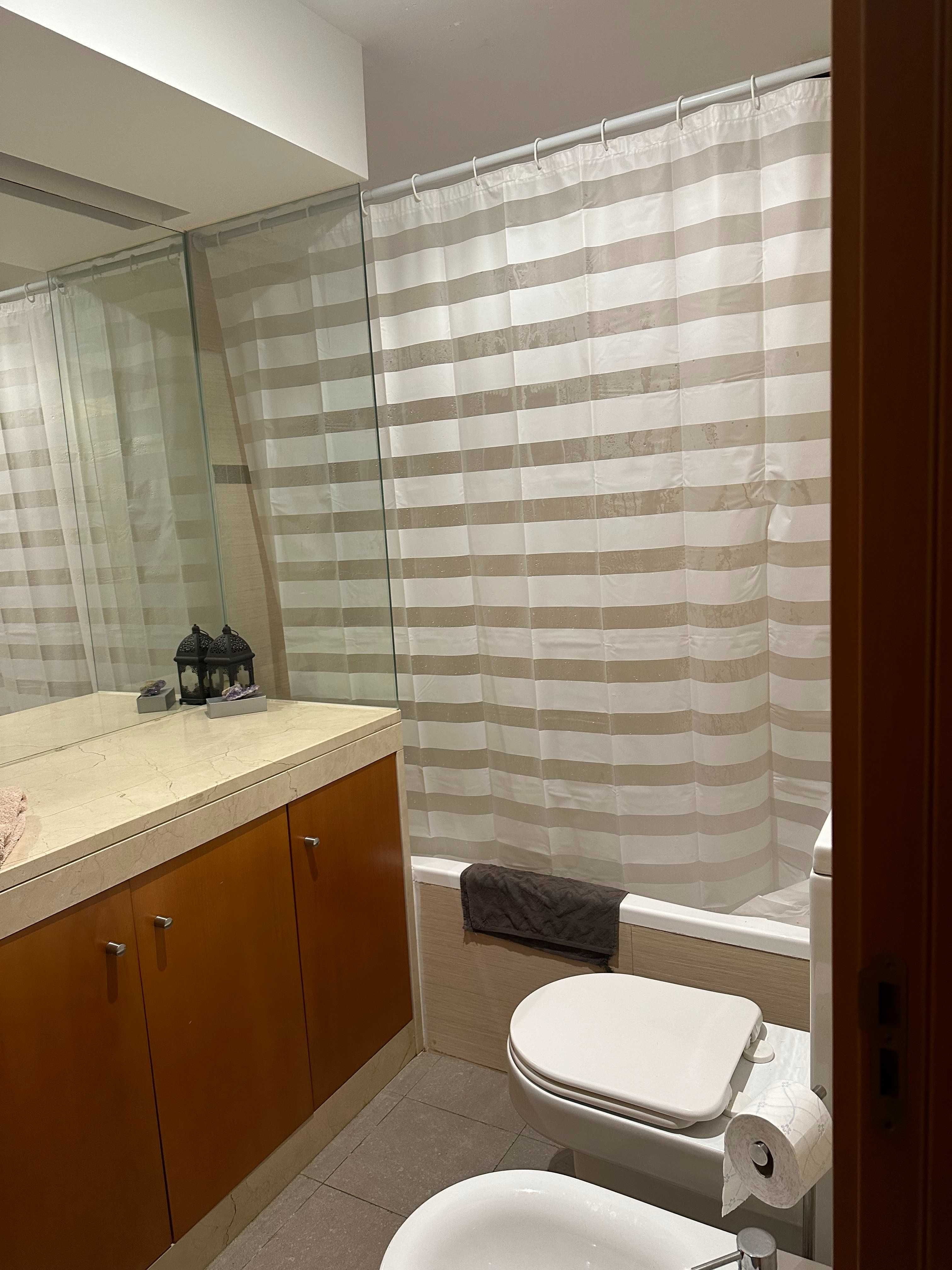 Quarto senhora/ estudante | Seixal