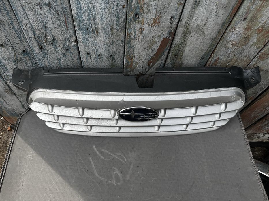 Решетка радиатора Subaru Outback 3