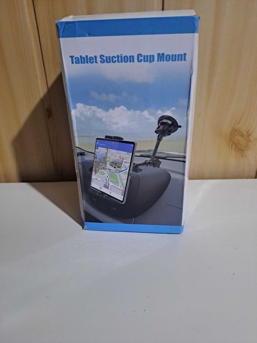 Uchwyt samochodowy na tablet