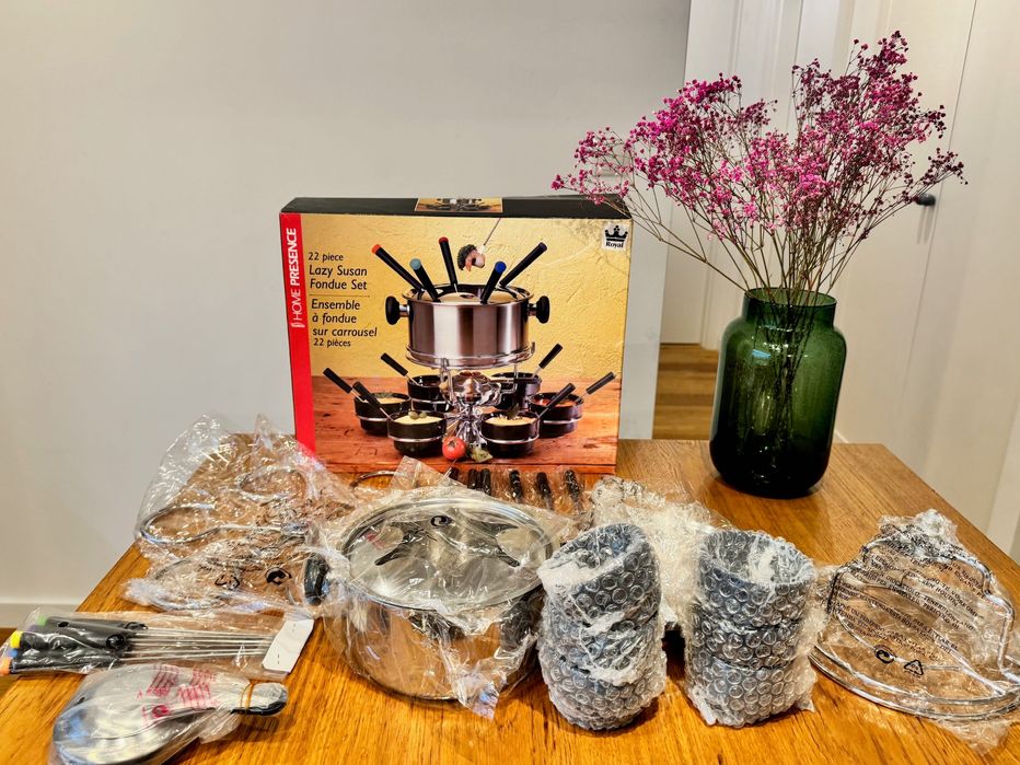 zestaw do founde - nowy i piękny