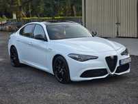 Alfa Romeo Giulia Alfa Romeo Giulia Q4 2.0 280KM w pakiecie Veloce, Carbon - po serwisie