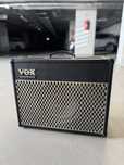 Vox AD50VT wzmacniacz 50W + multiefekt, lampowo - tranzystorowy
