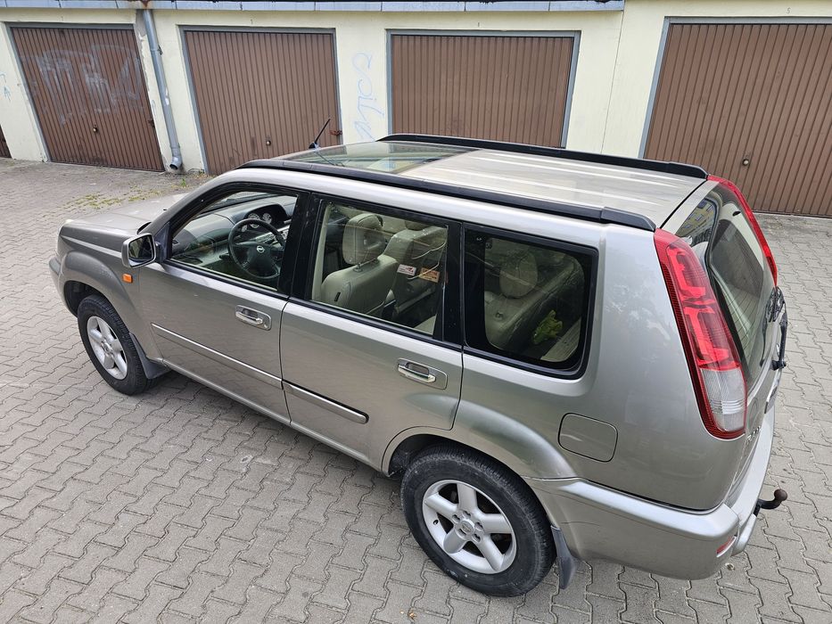 Nissan X-Trail 2.0 Benzyna + Gaz/ 4x4/ Skóra /Szyberdach /Hak