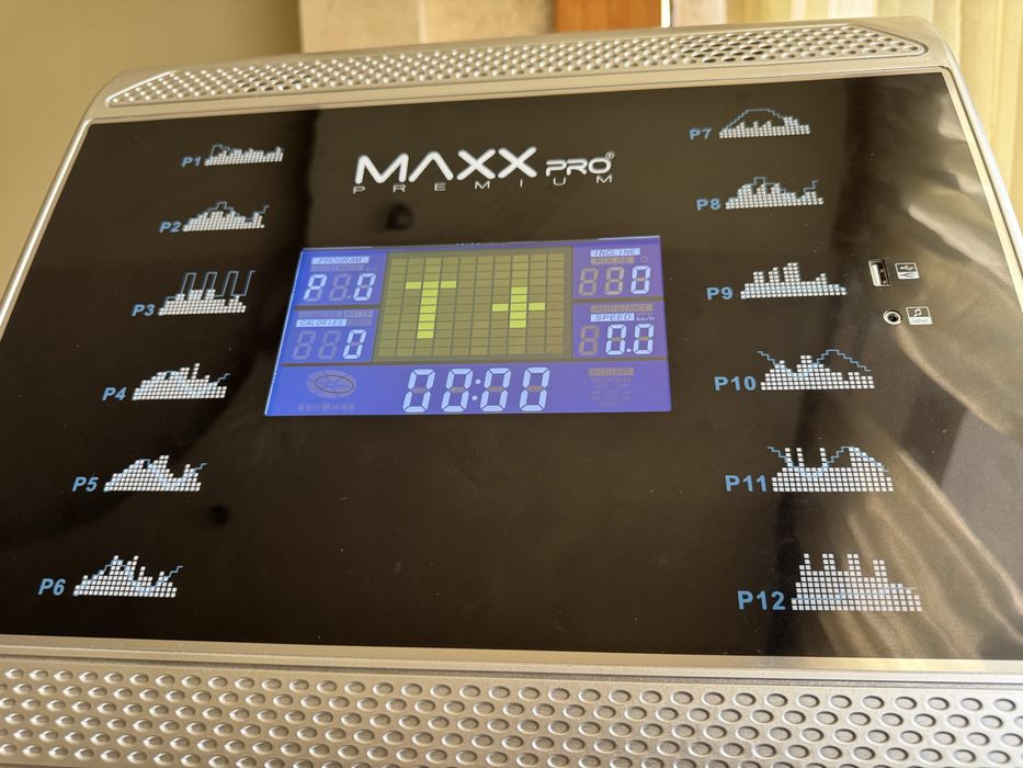 Бігова доріжка Maxx PRO