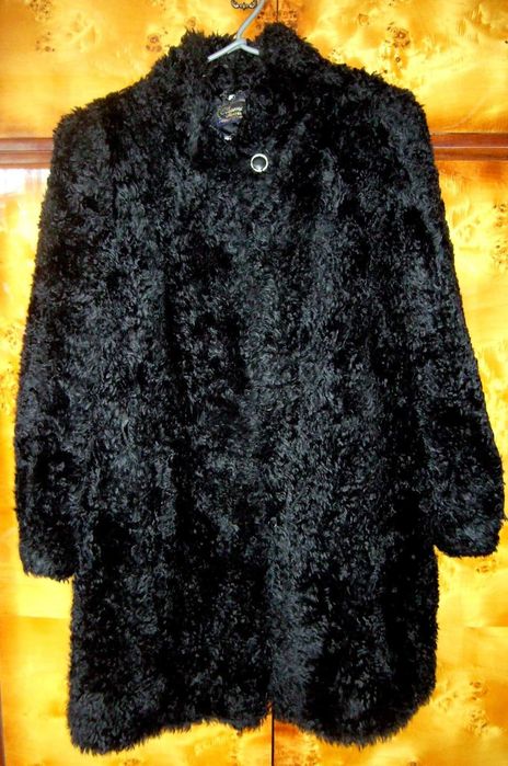 Sztuczne futerko czarne