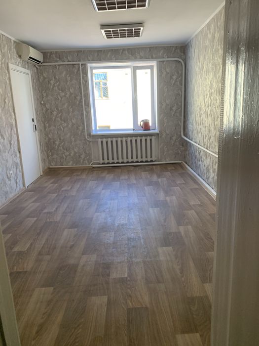 Здам в оренду офісні приміщення та гараж під СТО