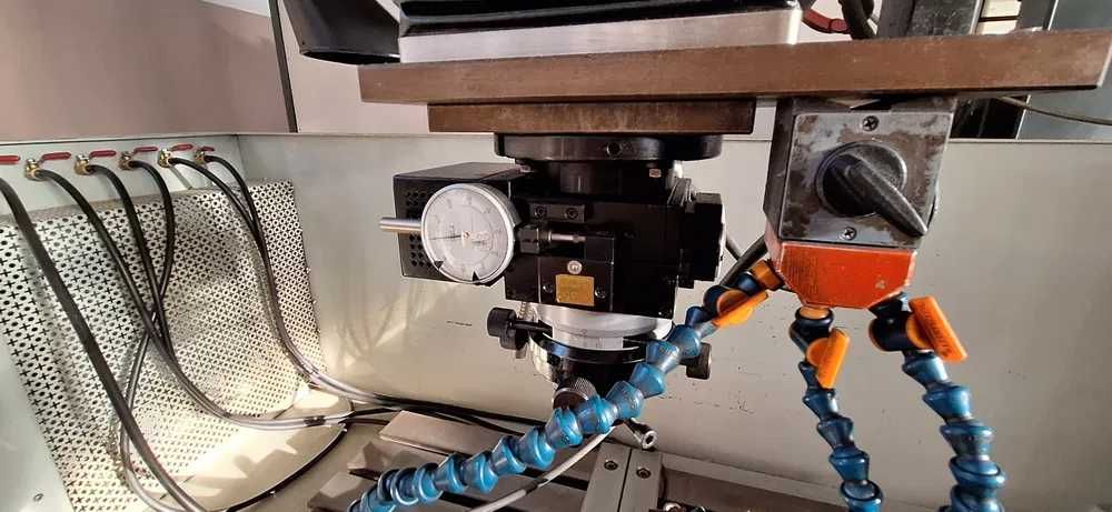 Maquina de Erosão por penetração Cleancut