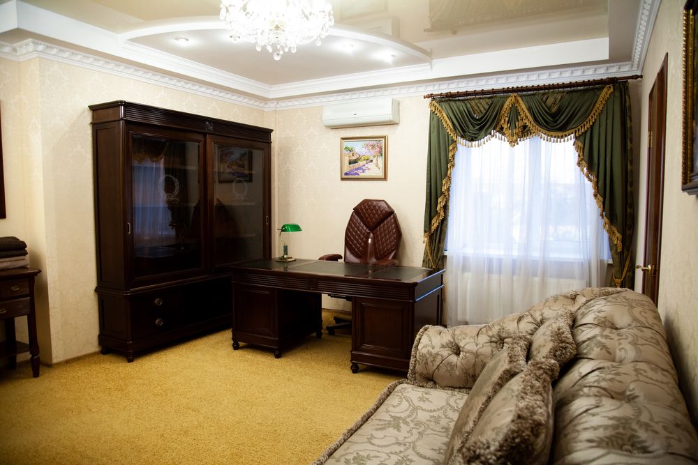 Подобова оренда VIP - будинку в Києві Чан, теплий Басейн, СПА. Номери.