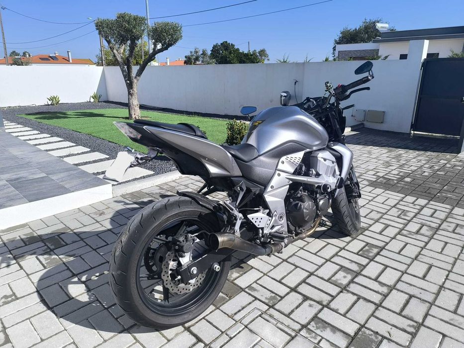 Moto Kawasaki Z750