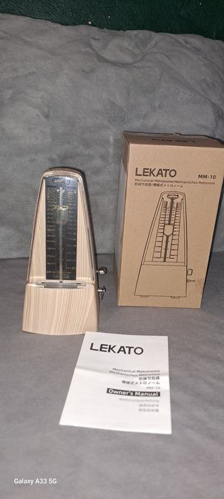 Metronom mechaniczny