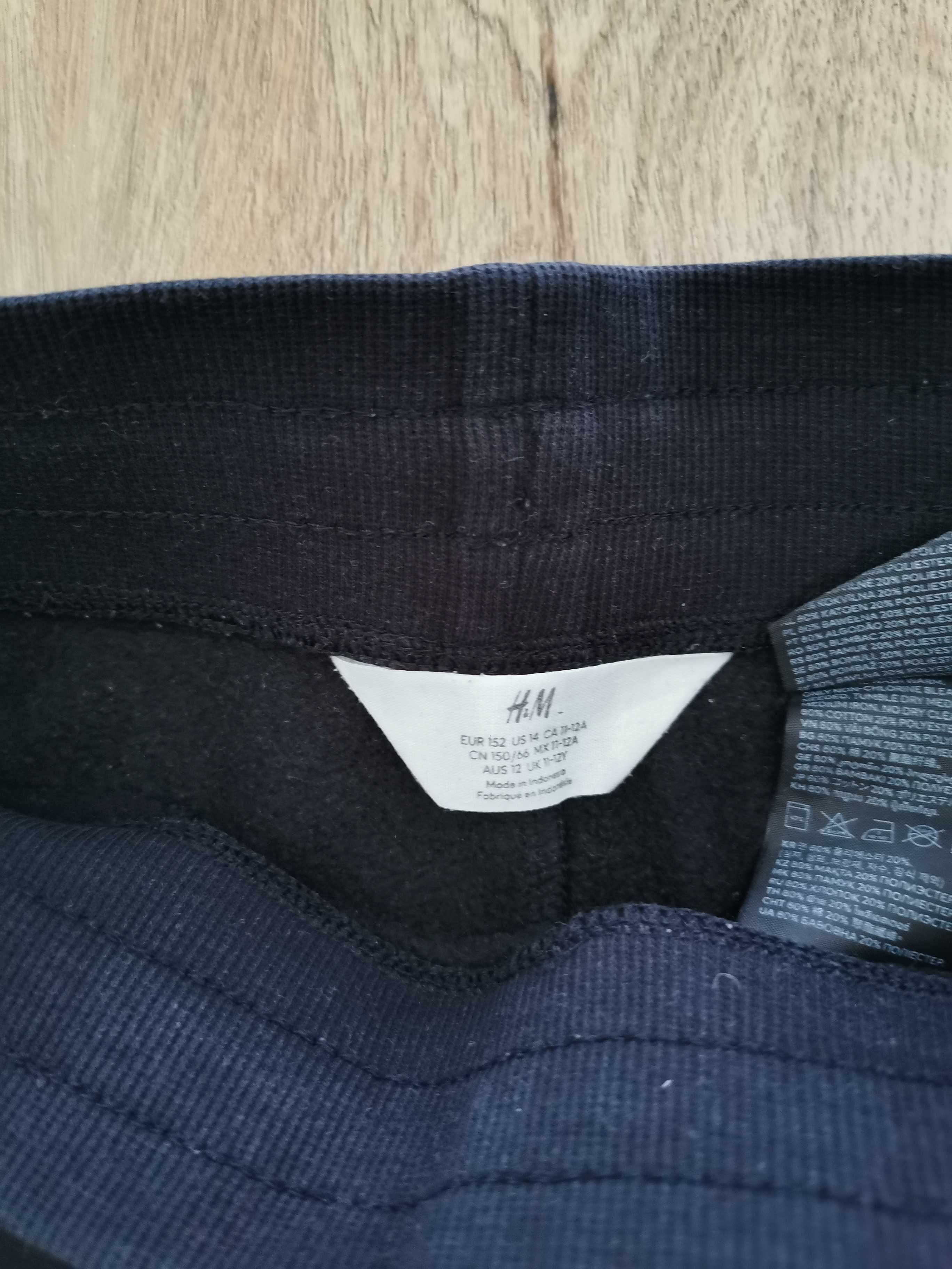HM 152, Joggery z bawelnianej dzianiny dresowej x 4