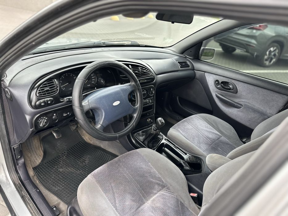 Ford Mondeo Універсал