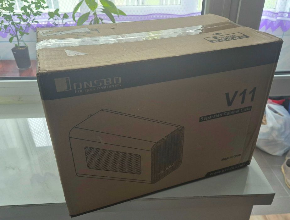 Корпус Jonsbo V11 PCI-E 4.0 (Fractal Design Terra)