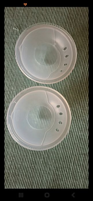 Conchas coletoras leite materno da Chicco, novas.
