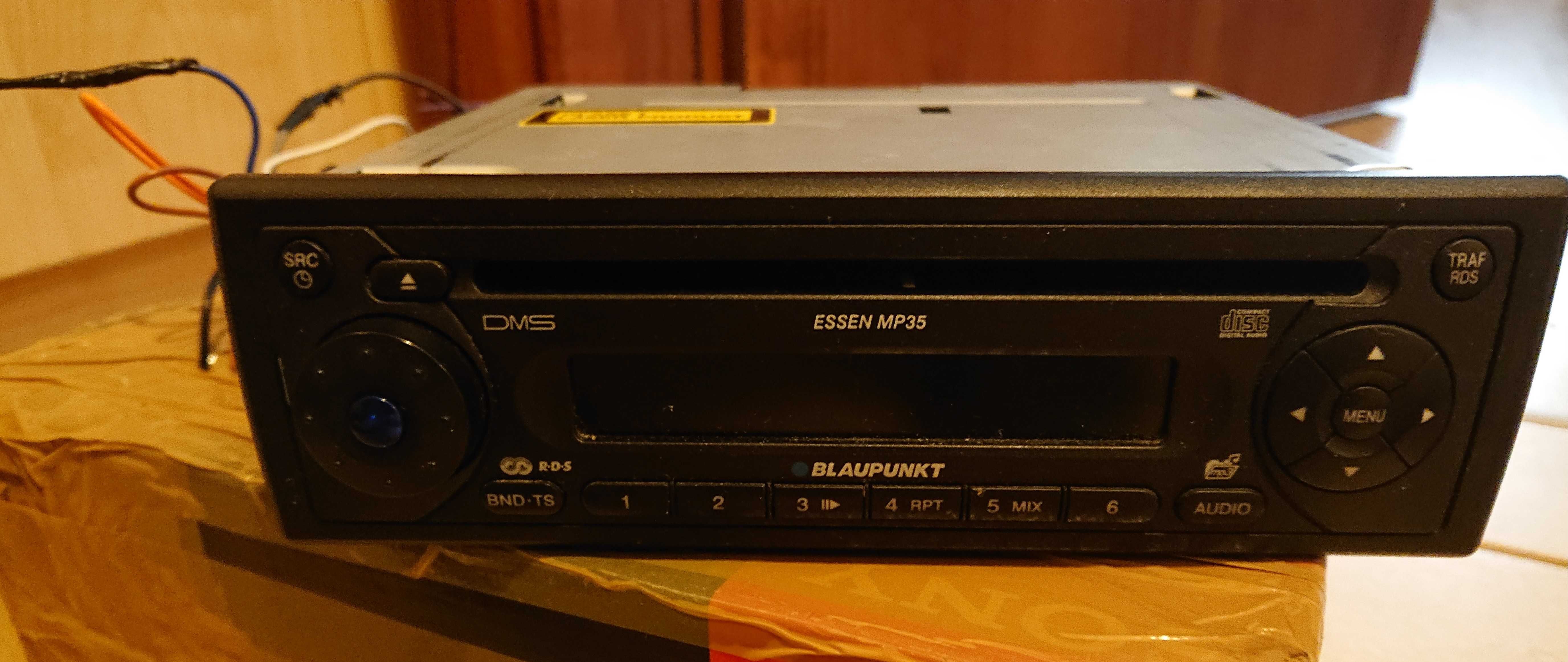 Radio BLAUPUNKT ESSEN M35 niebieski ekran VW Golf Passat Polo DVD/MP3