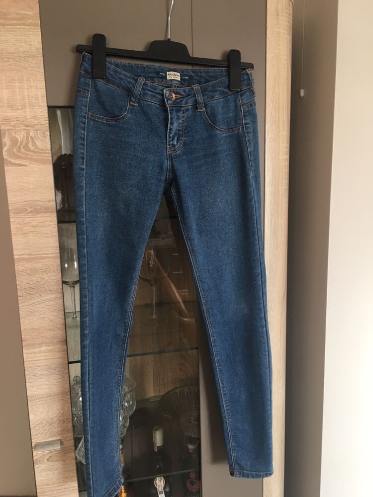 Jeansy Pull&Bear