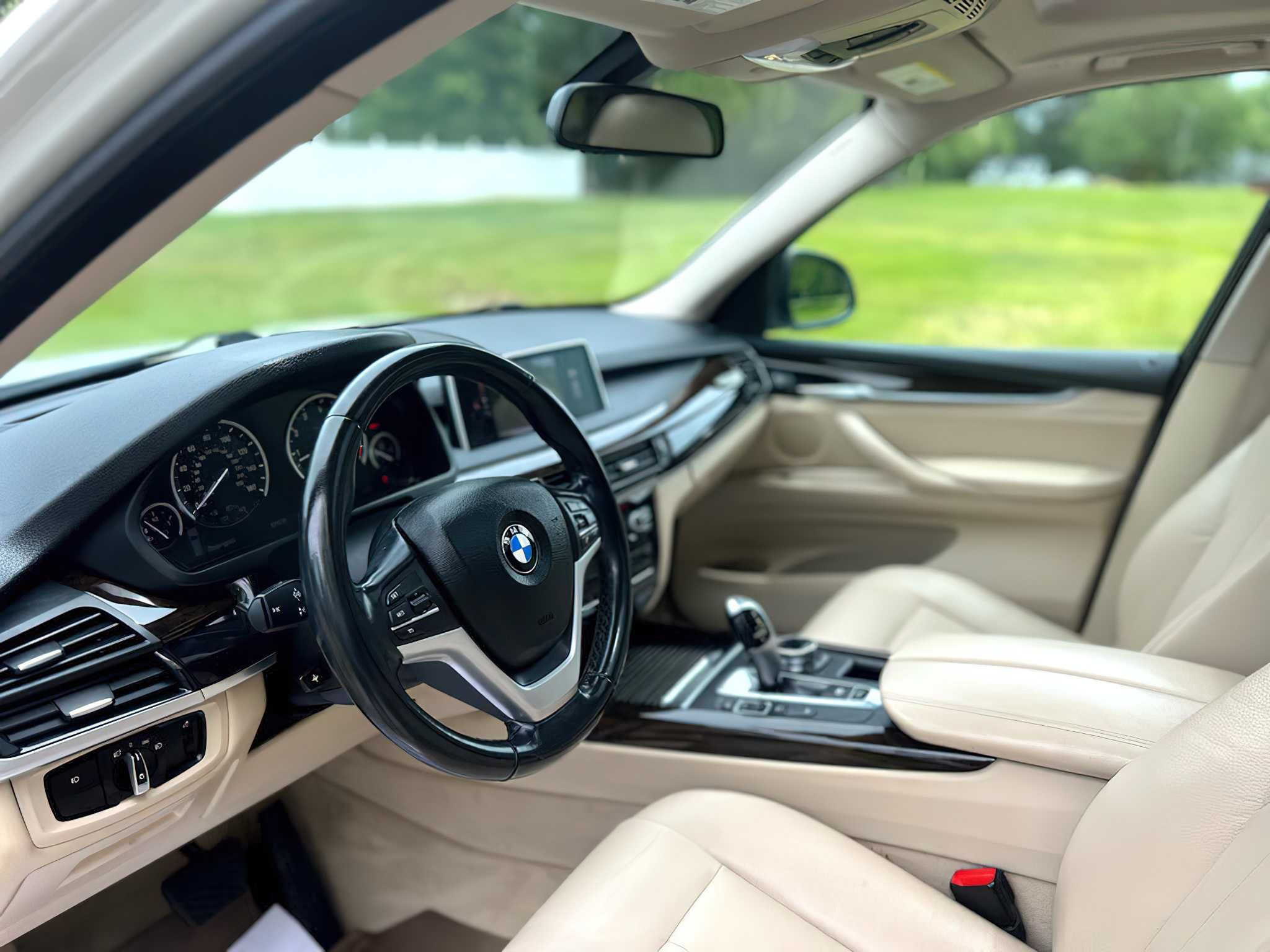 BMW X5      2015