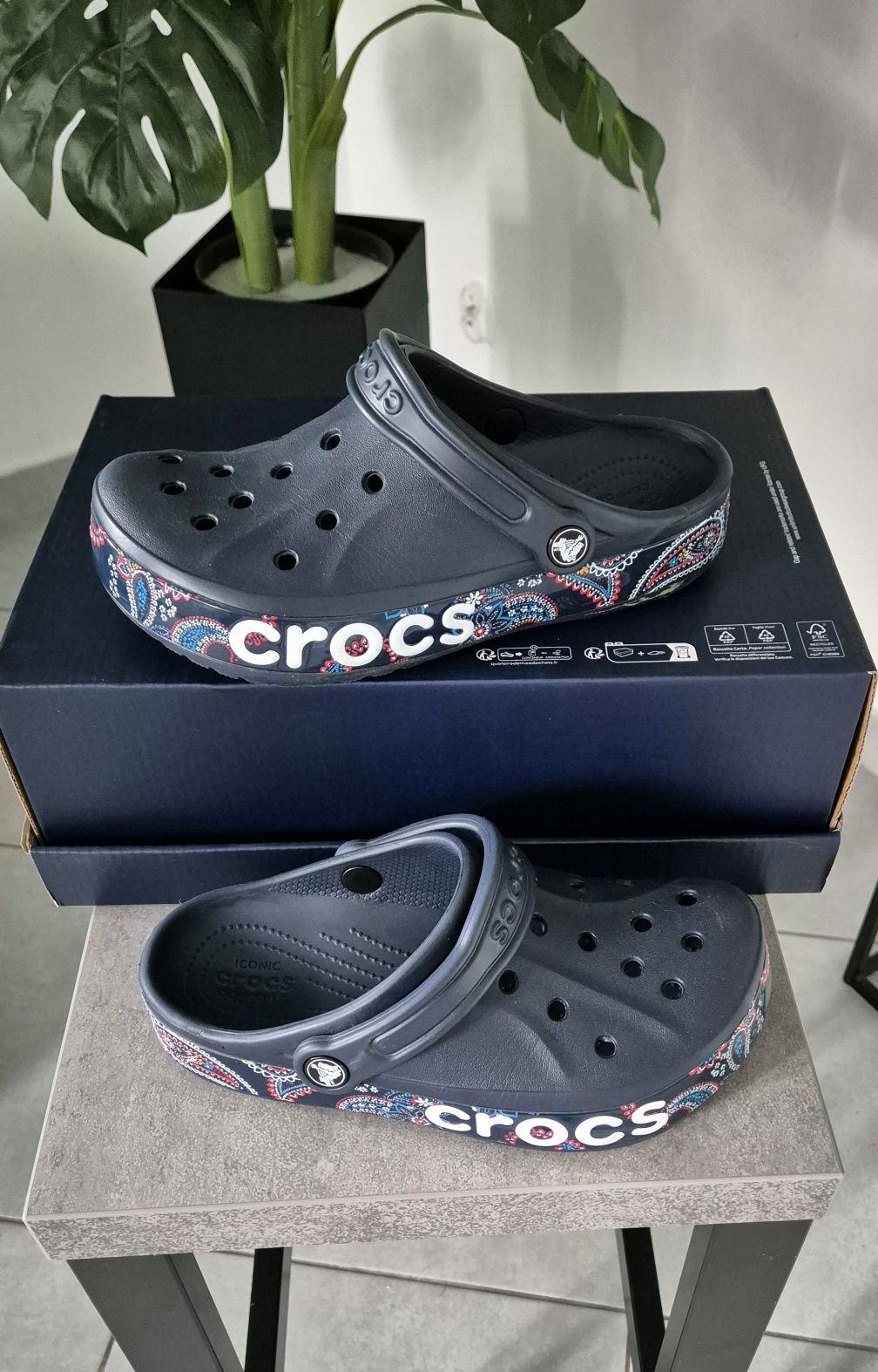 Crocs crocsy ( rozm. 37) M5 W7