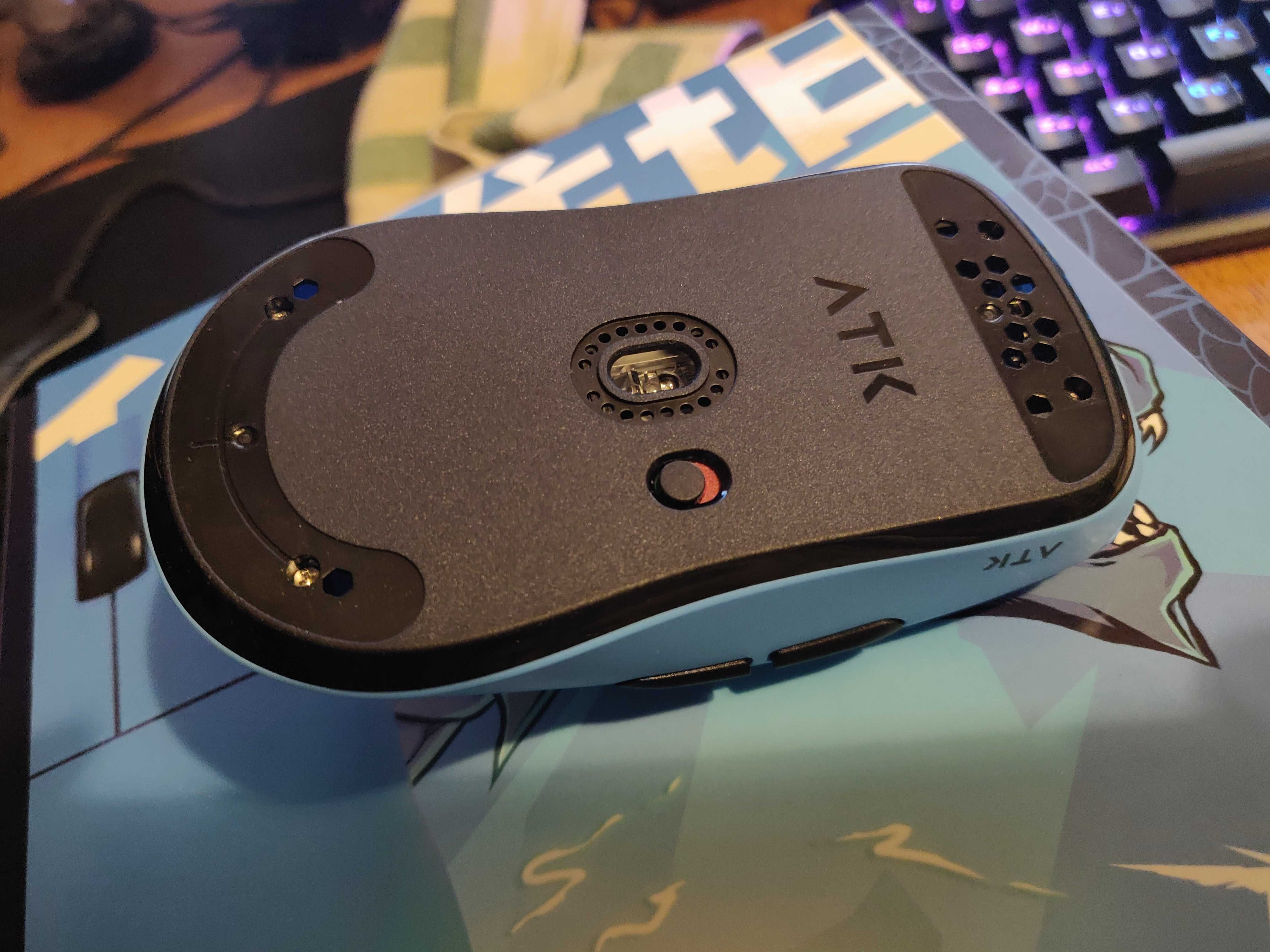 Беспроводная игровая мышь ATK F1 Leviathan, 35g, 8К донгл в комплекте!