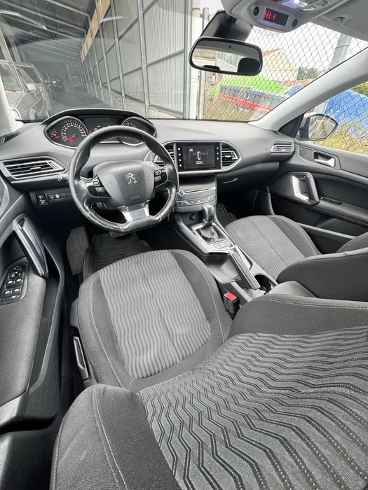 Peugeot 308 1.6 Blue-HDi 2015