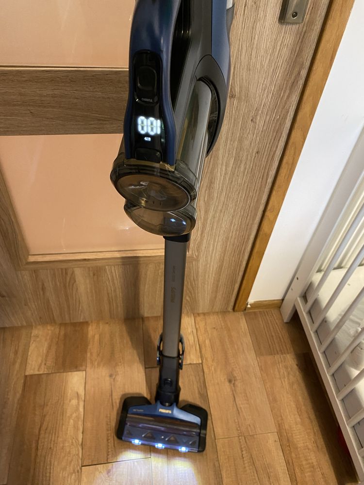 Odkurzacz pionowy philips xc8045/01