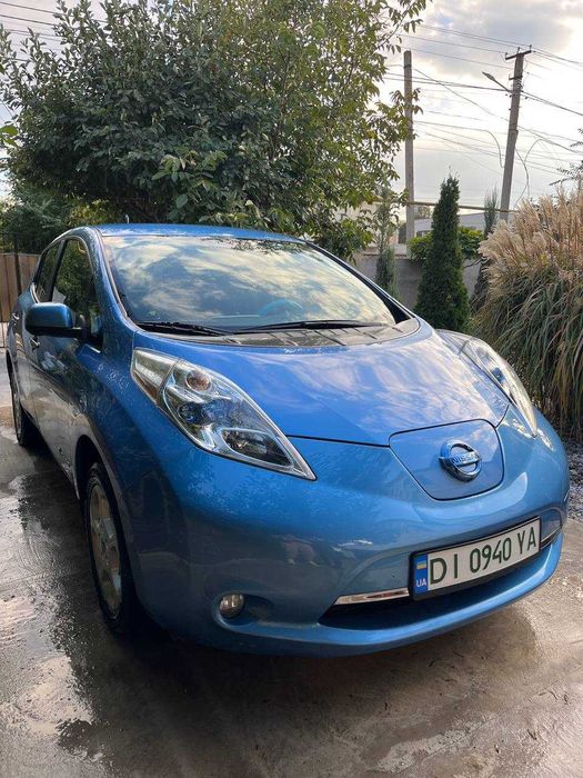 NISSAN Leaf 2013 р 24 кВт