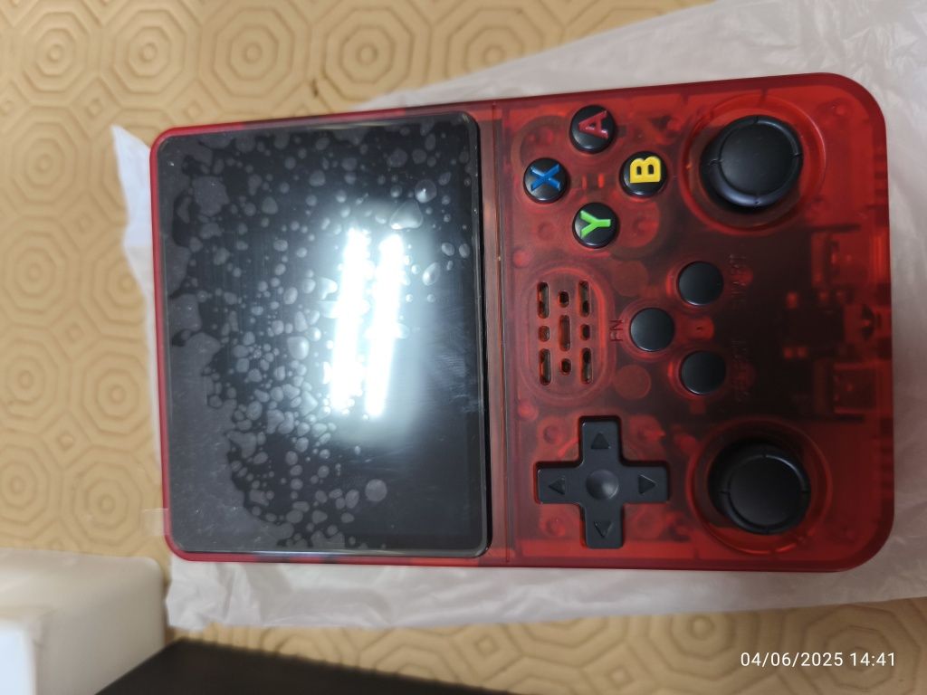 Consola Portátil Game r36s com 15000 jogos incluídos