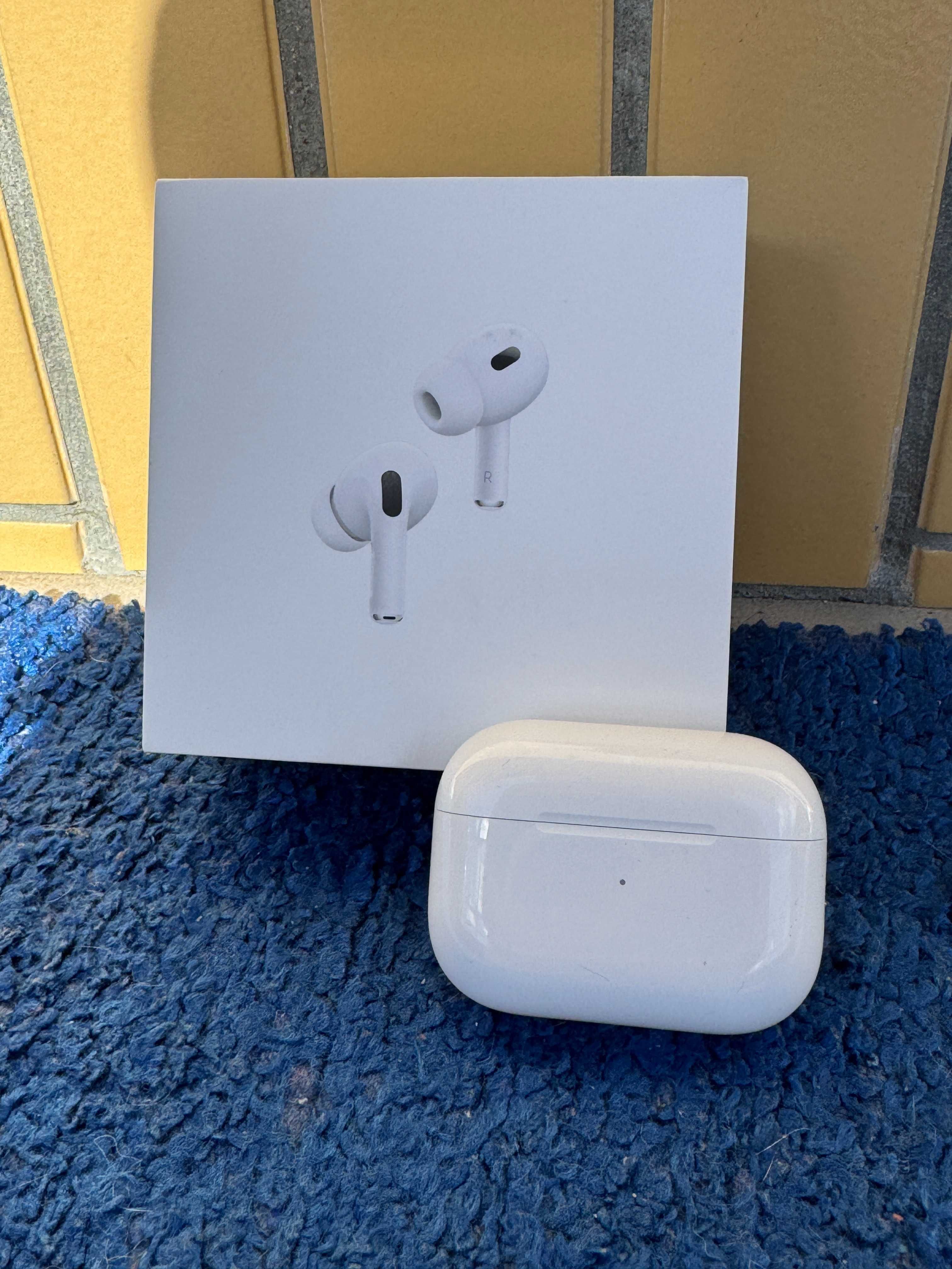 VENDO AIRPODS PRO 2 LIGHTNING (2022) como Novos sem Garantia