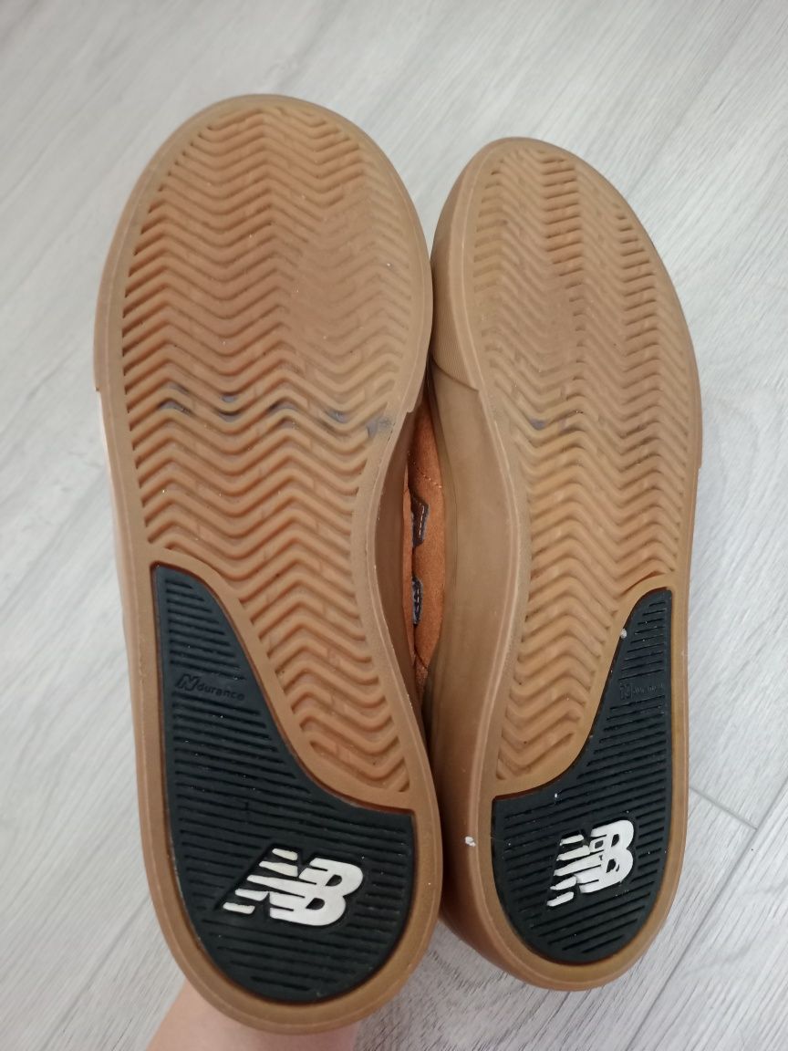 Кросівки New Balance 379