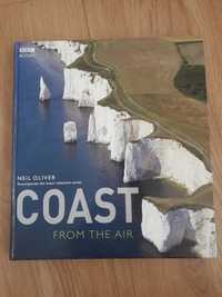 Coast from the Air Wybrzeże brytyjskie z lotu ptaka Neil Oliver
