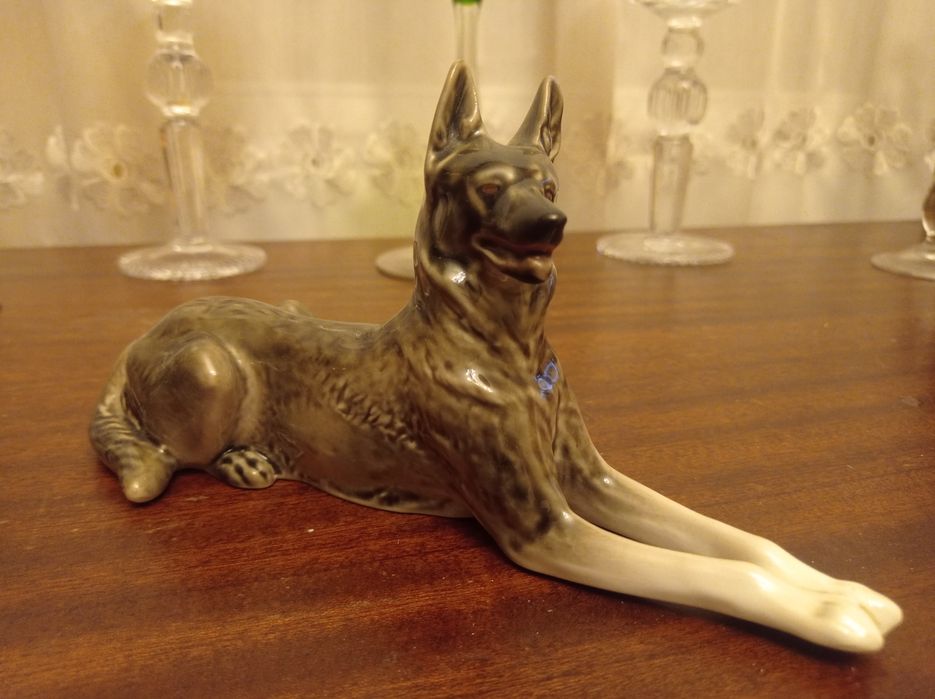 Статуэтка Собака