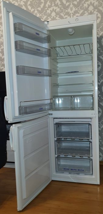 lodówka Whirlpool ARC5752