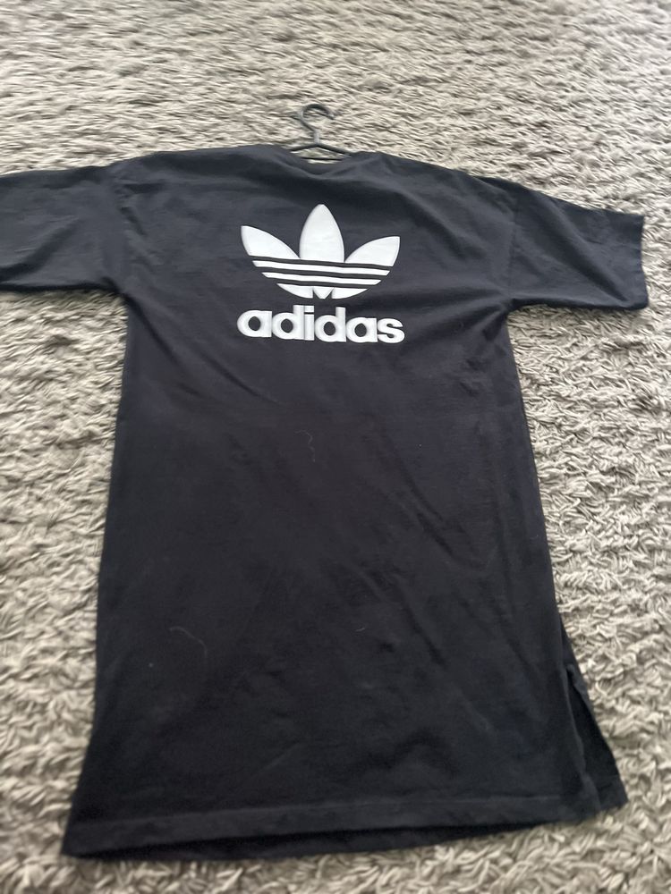 Спортивне плаття adidas