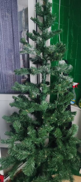Ялинка штучна б/у продам
