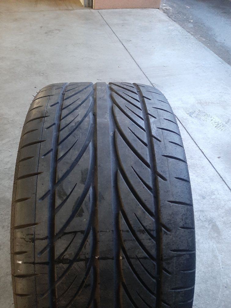 2x opony Hankook 265/35 19