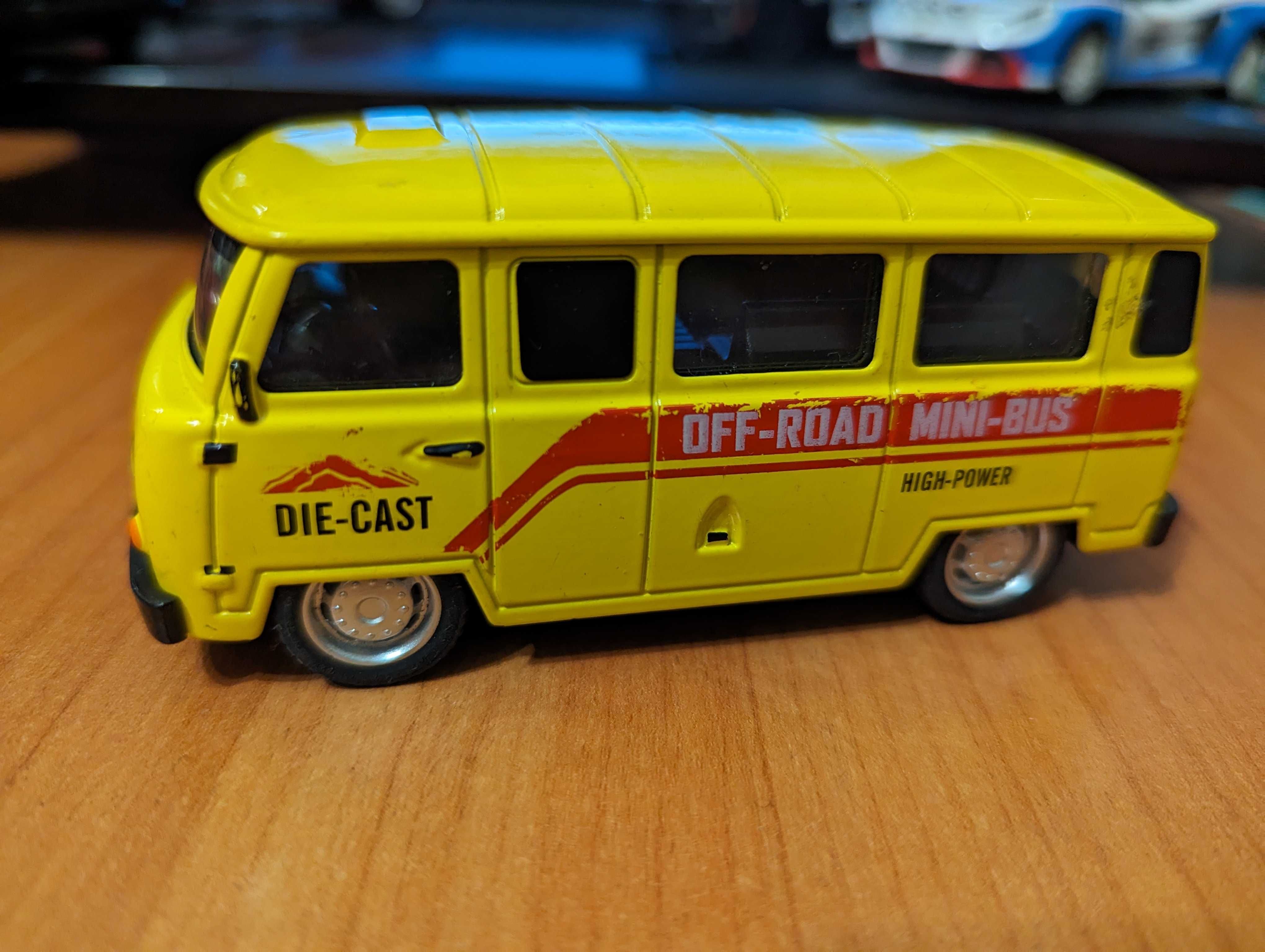 Металева машинка інерційна off-road mini-bus die-cast (світло, звук)