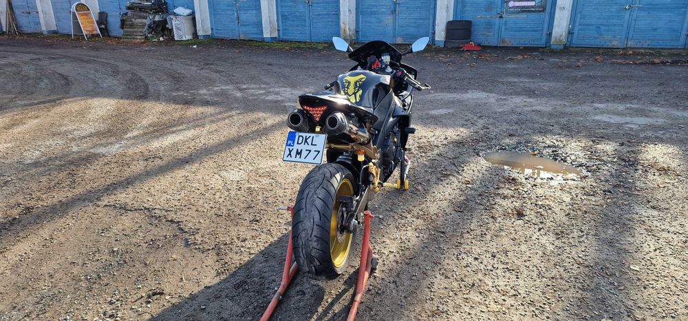 Yamaha R 1  rn22 rok 2012