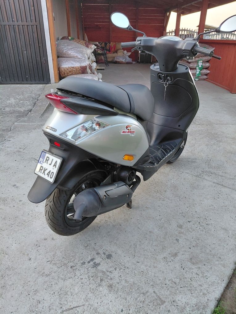 Sprzedam skuter piaggio