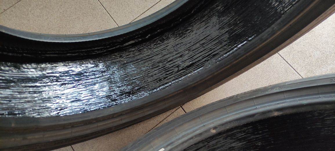 Pneus 255/40/21 novos e semi novos