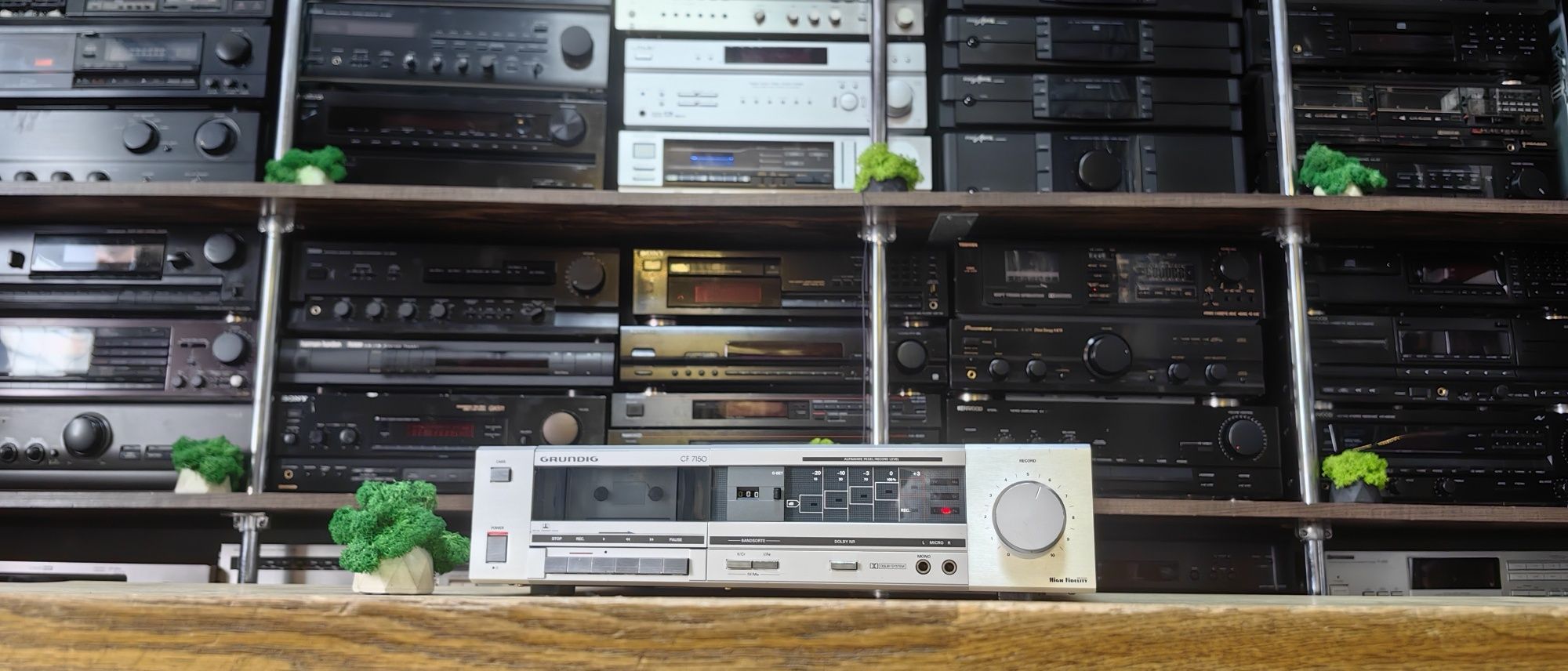 Касетний програвач Grundig CF 7150/Дефект