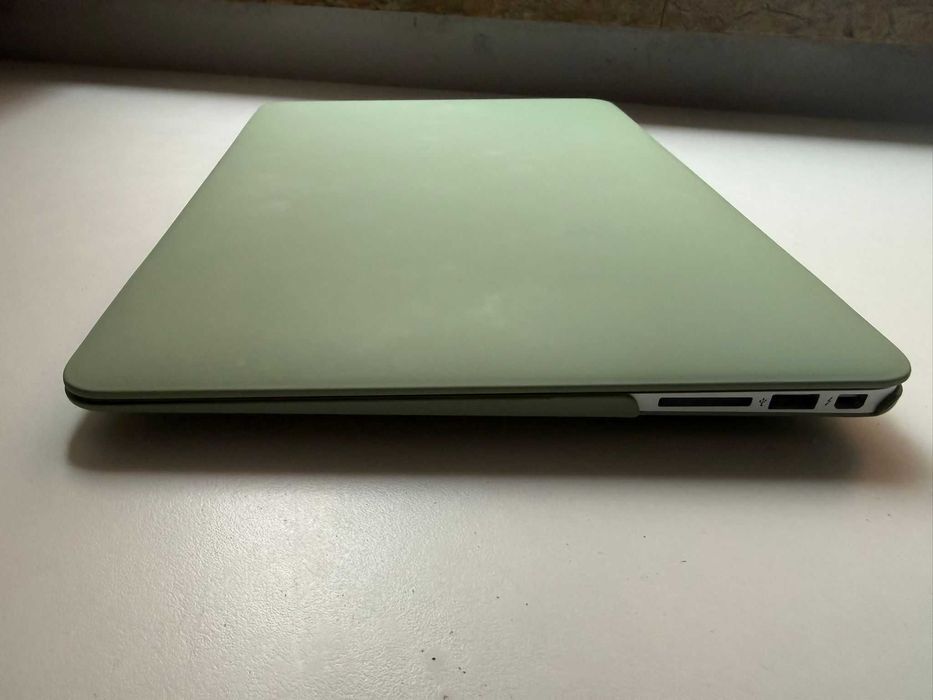 MacBook Air 13'' i5