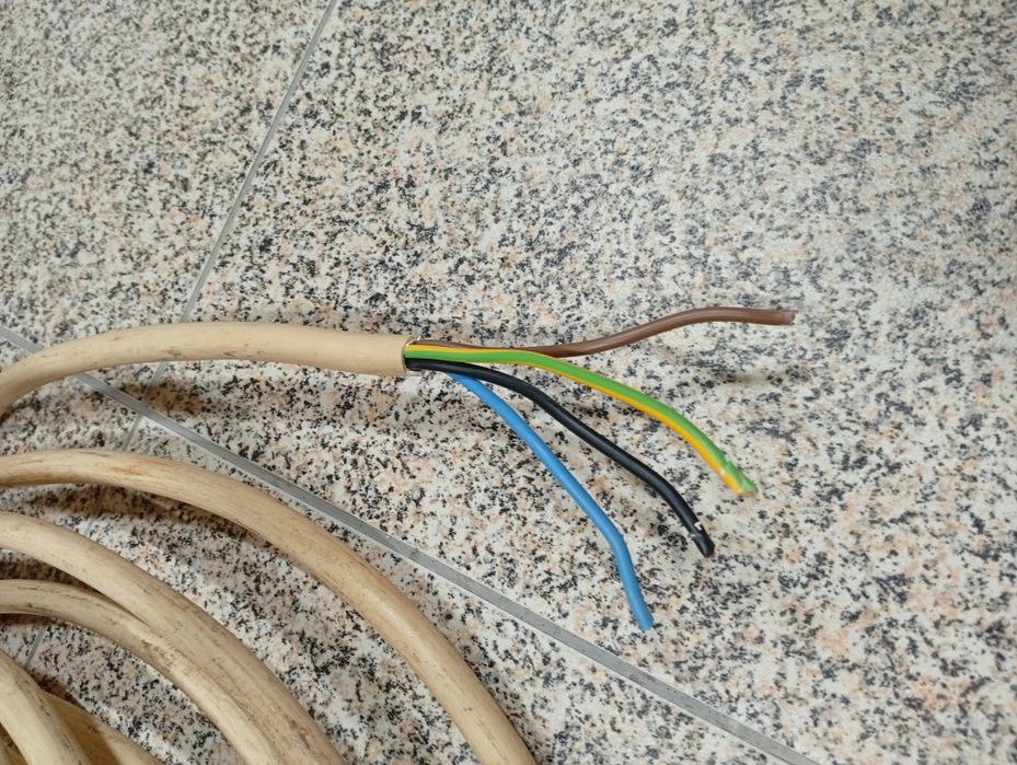 Cabo trifásico creme 4vias 4mm 12metros