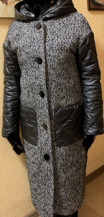 Продам пальто жіноче.