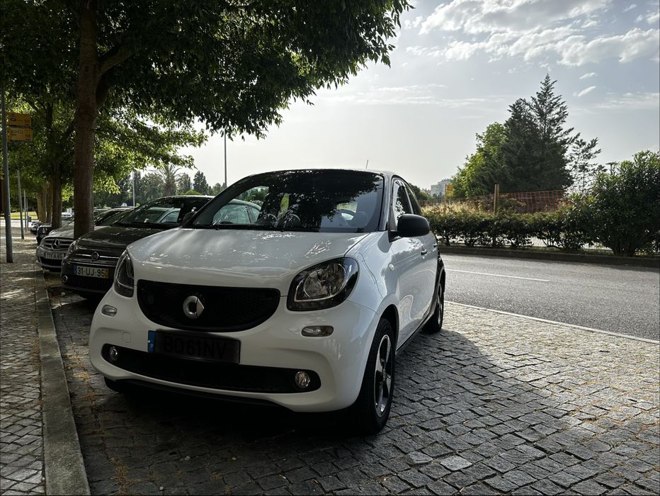 Smart EQ Forfour